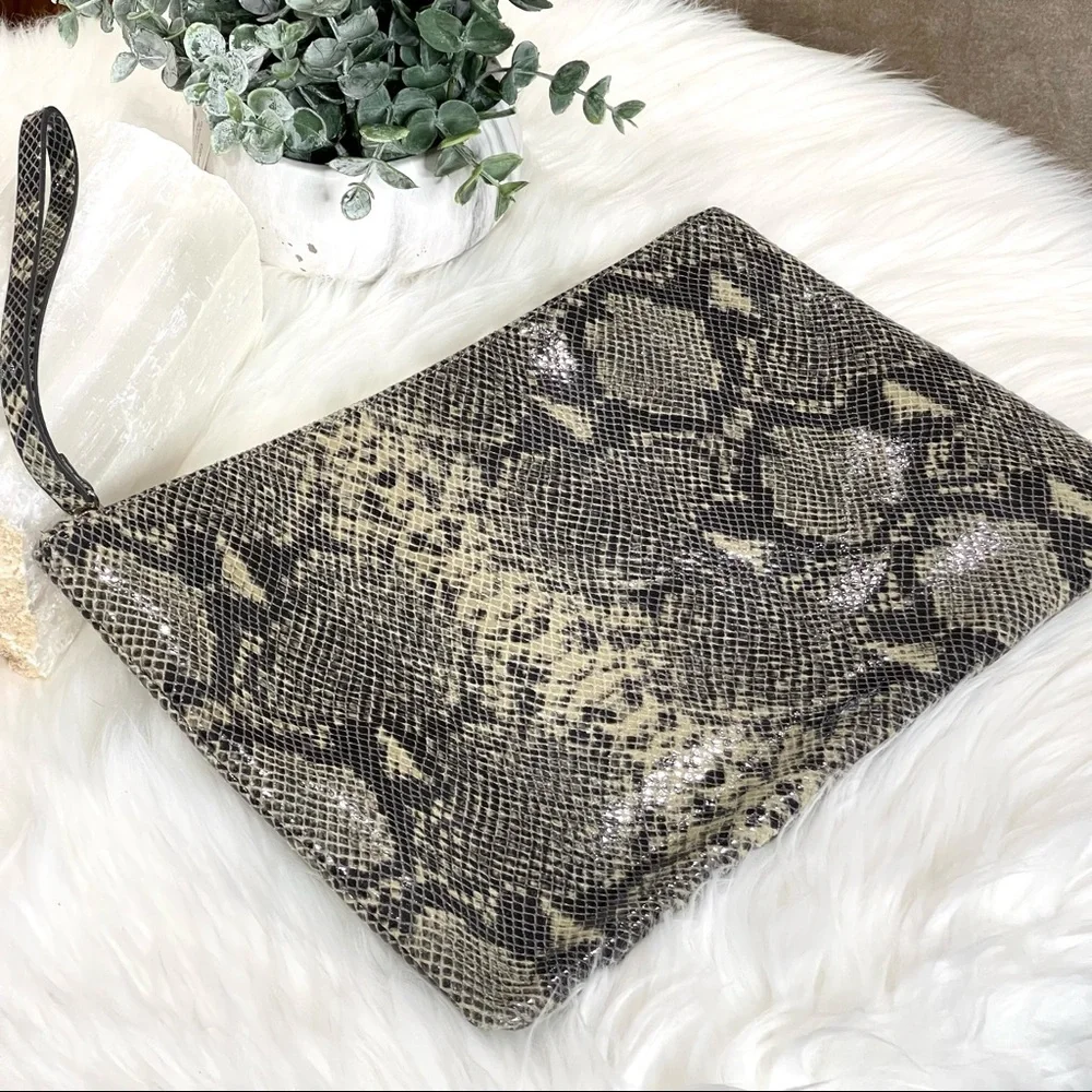 BANANA REPUBLIC leather clutch RARE Super Large Reptile Snakeskin Wristlet - Picture 6 of 9
